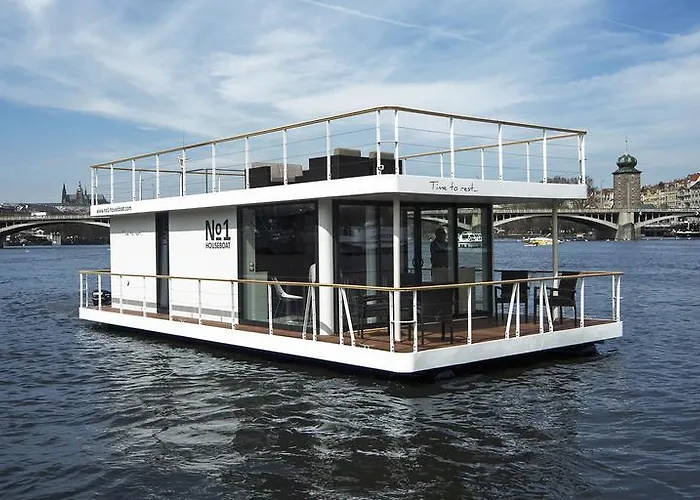 Hotel en barco Vipliving Houseboat Praga